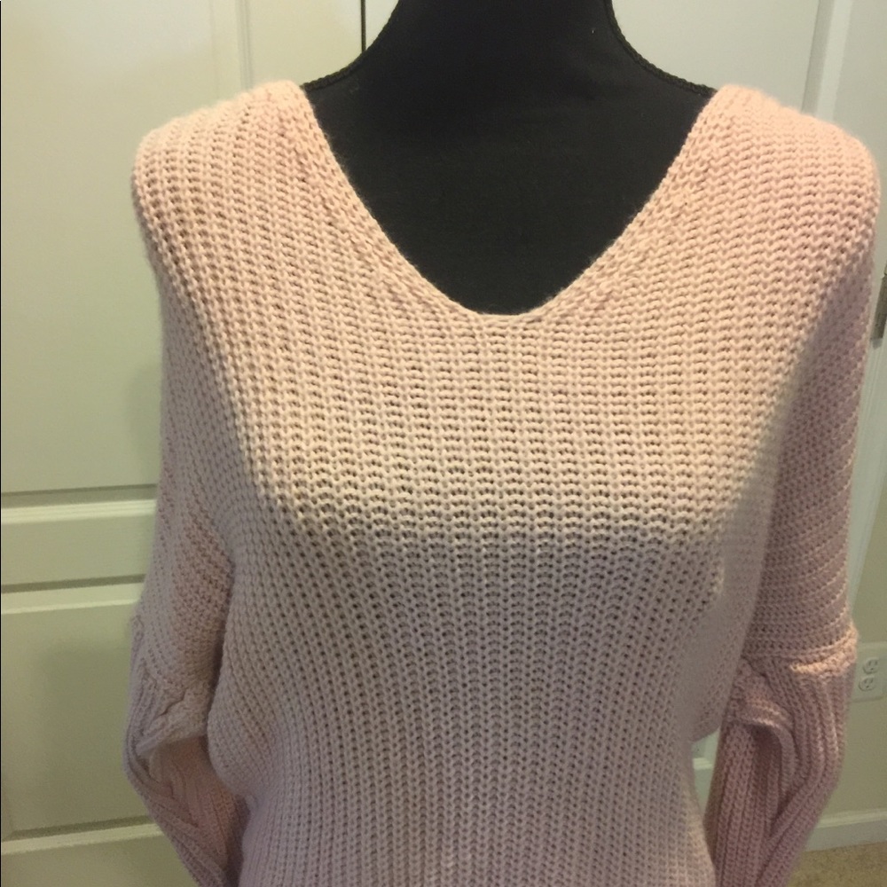 Pink sweater - Picture 2 of 4